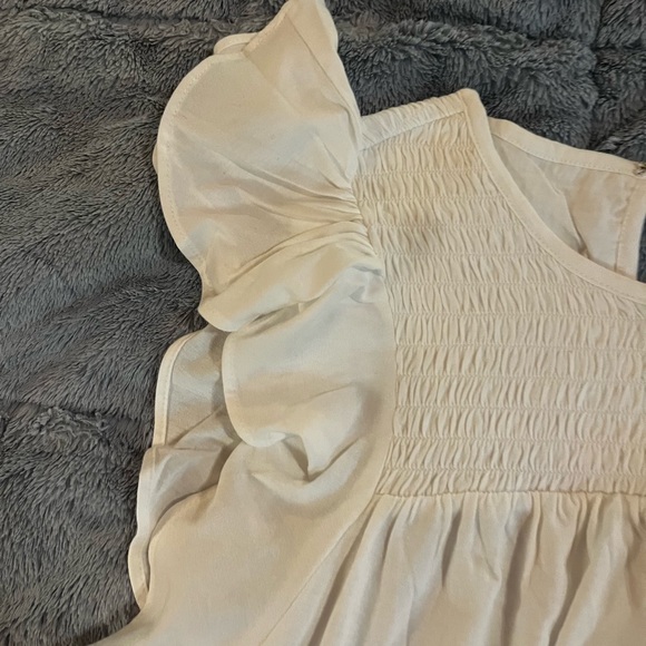 Banana Republic White Top - Picture 4 of 5